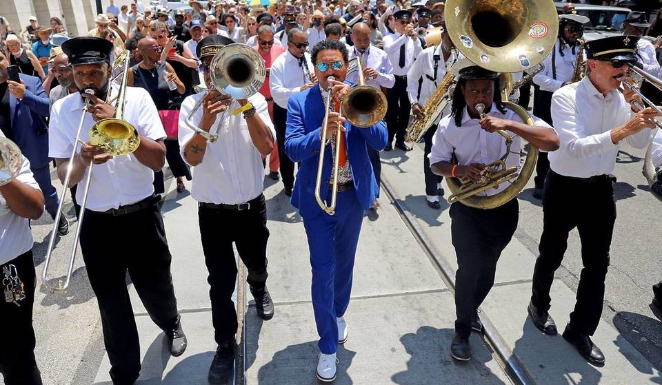 Das Café Central zieht ins Ateneo um und feiert das mit einer Jazz-Parade im reinsten New-Orleans-Stil (und der Eintritt ist frei)