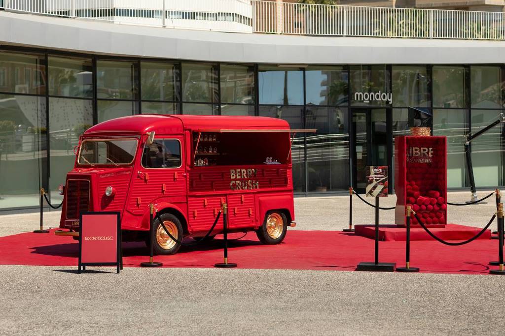 YSL Beauty se alía con el mejor pastelero del mundo para crear un polo de helado que podrás probar gratis en Callao