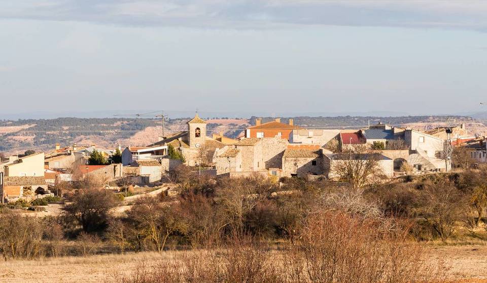 Das kleine Dorf weniger als zwei Stunden von Madrid entfernt, das Grundstücke ab 100 Euro verkauft, um neue Nachbarn anzulocken (es hat ein Freilichtmuseum)