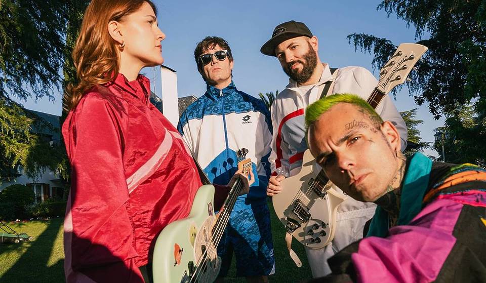 A banda que ficou famosa por causa de um comentário da Amaia anuncia digressão internacional: são de Madrid e acabaram de lançar o álbum «¿Por qué me miráis así?»