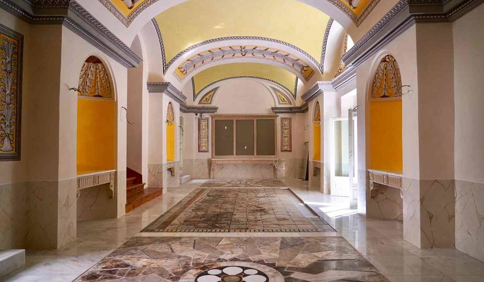 Madrid reopens the palace in the city’s most unique park: it’s open only on weekends and does not allow dogs