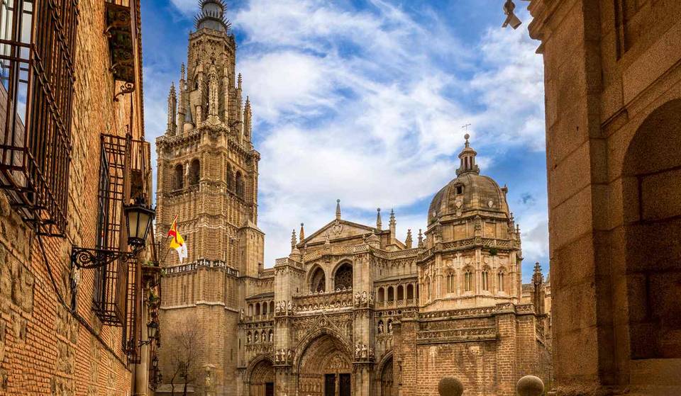 La capitale spirituale del Paese a un’ora di treno da Madrid: ecco com’è la storica sede arcivescovile di Toledo