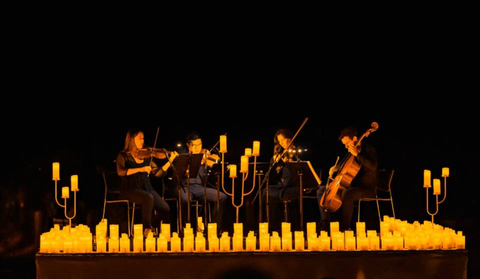 El lago de Oasiz Madrid se convierte en escenario de los conciertos Candlelight