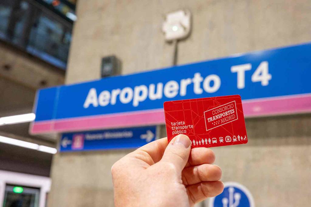 L&rsquo;inscription au registre municipal sera obligatoire pour l&rsquo;abonnement de transport de Madrid à partir de lundi : le changement de réglementation pour les duplicatas et les nouvelles cartes