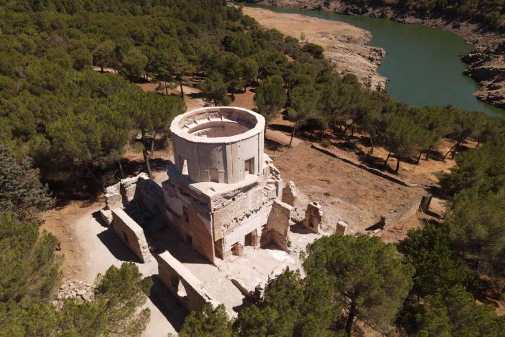 È come una villa italiana, ma nella Sierra di Madrid: il palazzo ispirato a Palladio che ha affascinato un re e che sarà ufficialmente messo sotto tutela