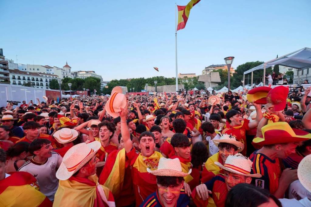 Colón, Madrid Río y más de 30 municipios: dónde ver la final del Mundial en pantalla gigante en Madrid