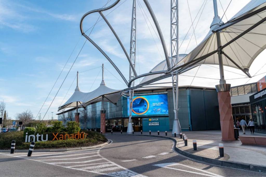 Exterior del centro comercial Xanadú en Arroyomolinos.