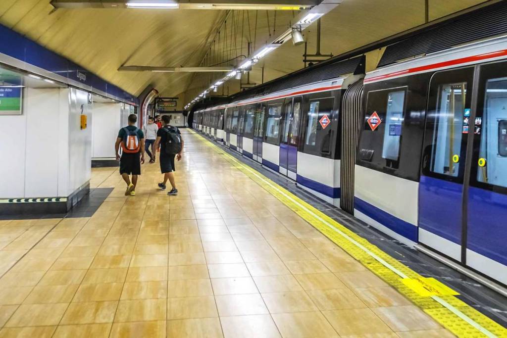 Encerramento iminente na Linha 6 do Metro de Madrid este fim de semana: o serviço fica suspenso no troço sul e haverá autocarros gratuitos