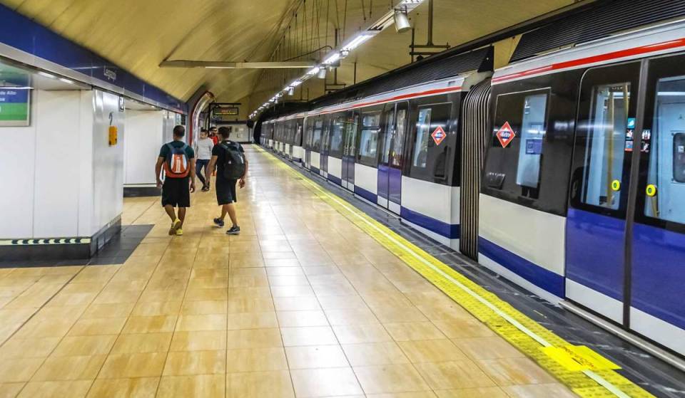 Fermeture imminente de la ligne 6 du métro de Madrid ce week-end : le service est suspendu sur le tronçon sud et des bus gratuits seront mis en place
