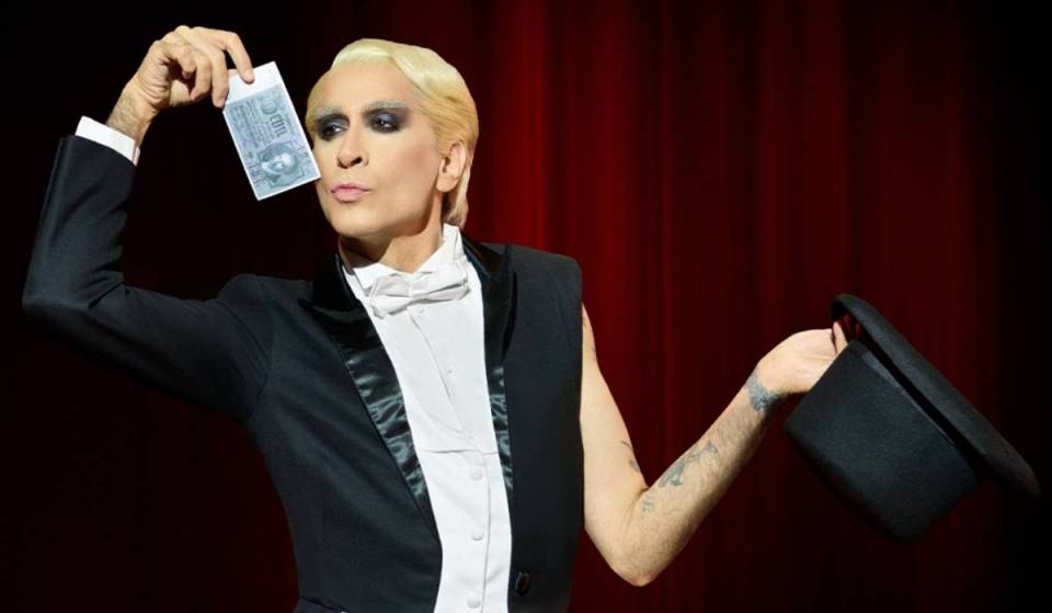 “WIllkommen, Bienvenue, Welcome” a ‘Cabaret’: el gran clásico de Broadway ya ha regresado a la cartelera madrileña (con un conocido showman en uno de los papeles principales)