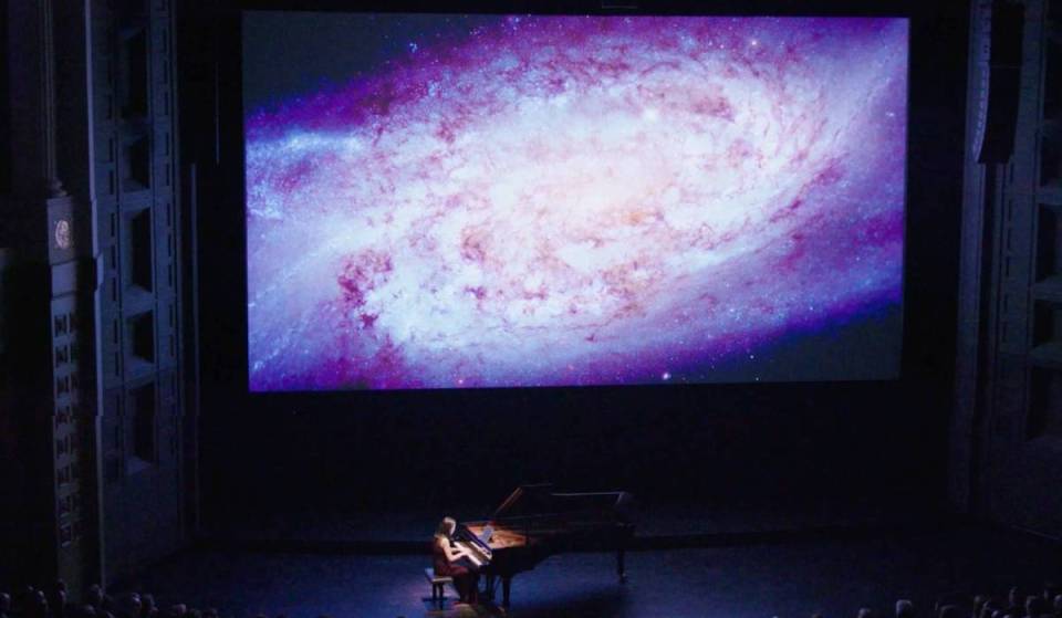Madrid macht sich bereit für die Sonnenfinsternis 2027: So wird das spektakuläre immersive Konzert, bei dem Bachs Musik mit Bildern der NASA verschmilzt