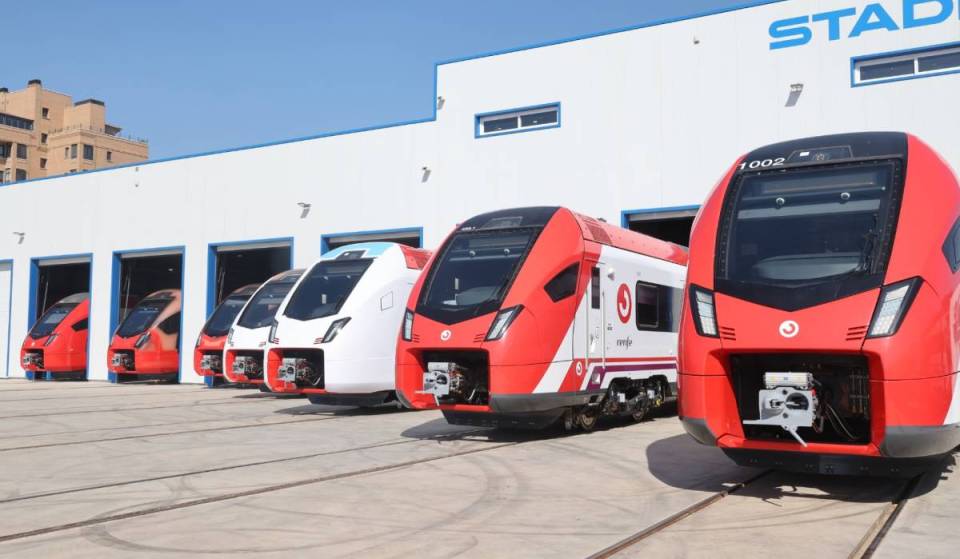 Os novos comboios gigantes de cercanías que já circulam em Madrid: até 1 884 passageiros, mais capacidade, tomadas e portas USB