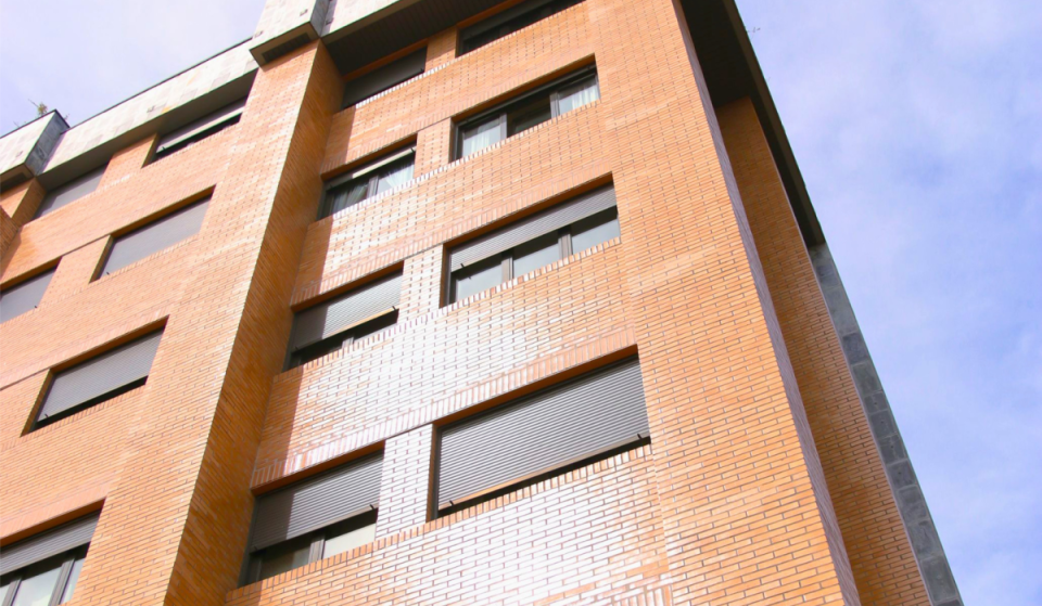 Alcobendas is auctioning 7 municipal apartments starting at 118,841 euros: they have up to 4 bedrooms, and bidding closes on September 28