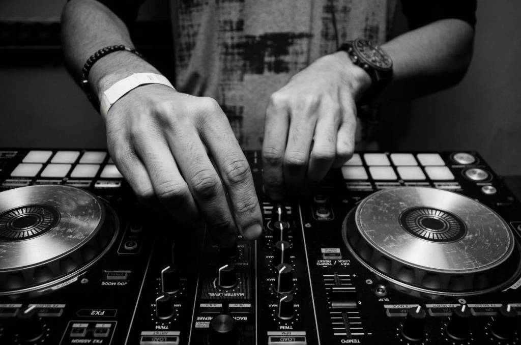 Black Coffee e ANOTR vão encabeçar o cartaz do festival de música eletrónica ZAMNA este fim de semana