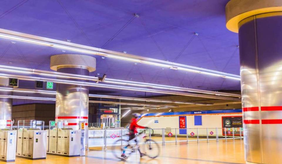 Only on September 18, 19, and 20: riding the Madrid Metro will be free for passengers carrying a bicycle