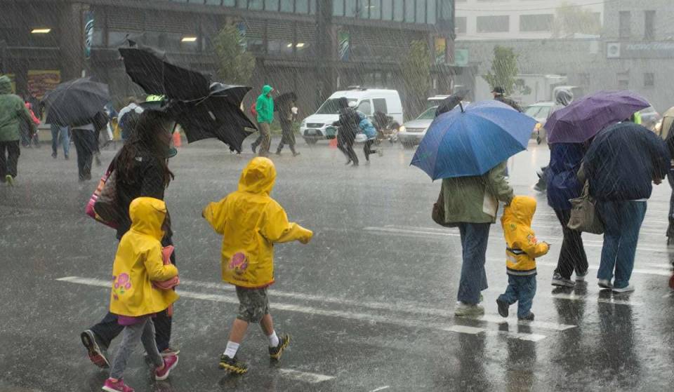„Gefahr durch Regen und Gewitter in Madrid“: Die AEMET warnt vor heftigen Regenschauern mit Hagel und Windböen ab den frühen Morgenstunden am Freitag