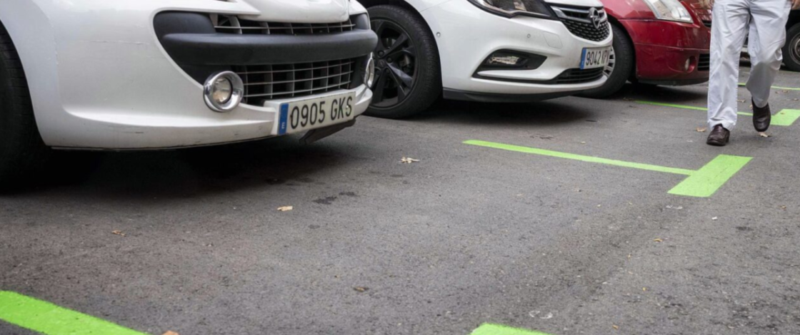 Aparcar gratis en este sector de Usera tiene los días contados: Madrid abre la consulta vecinal para extender la zona SER a otra sección del barrio de Zofío
