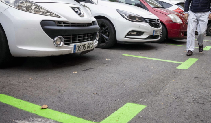 Estacionar de graça nesta zona de Usera está com os dias contados: Madrid abre a consulta aos moradores para alargar a zona SER a outra parte do bairro de Zofío