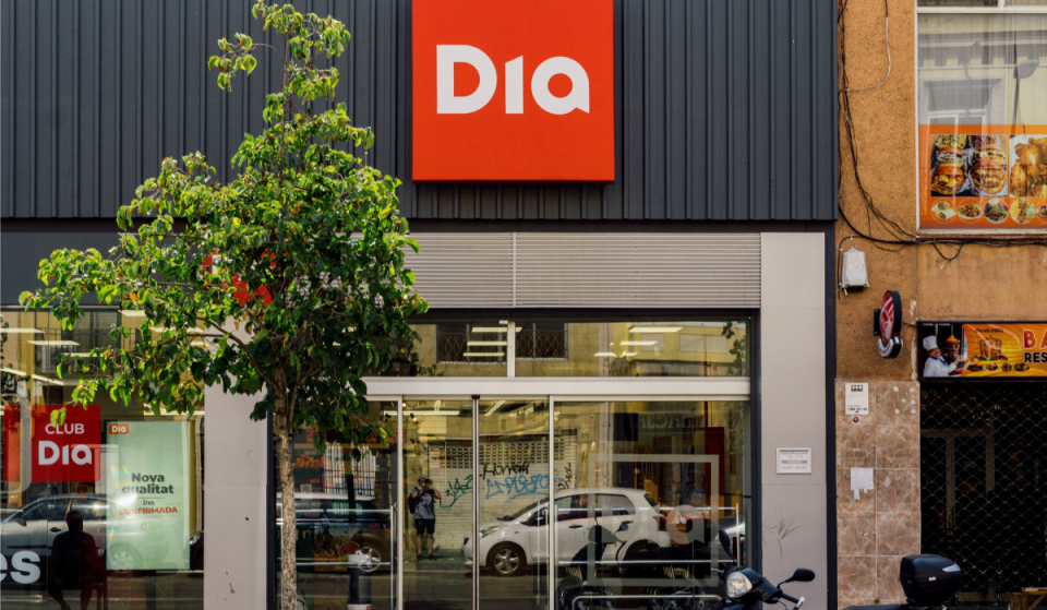 Nel 1979 aprì in un quartiere di Madrid il primo supermercato DIA della Spagna: 47 anni dopo, la catena supera i 2.400 punti vendita