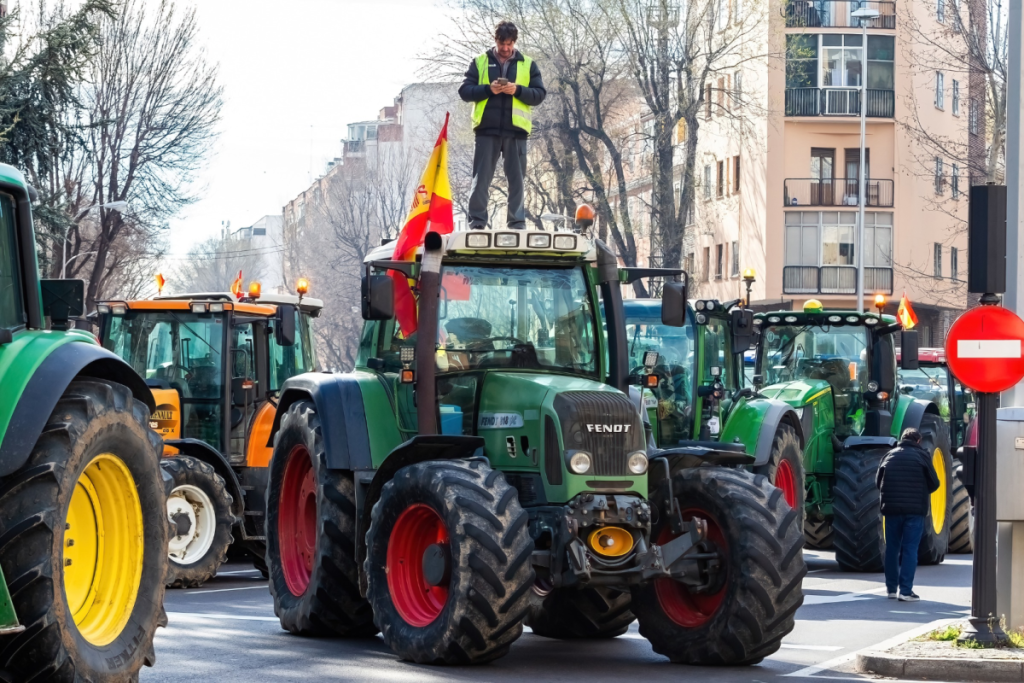 Una gran tractorada recorrerá el centro de Madrid este miércoles: horario, itinerario y posibles afecciones al tráfico