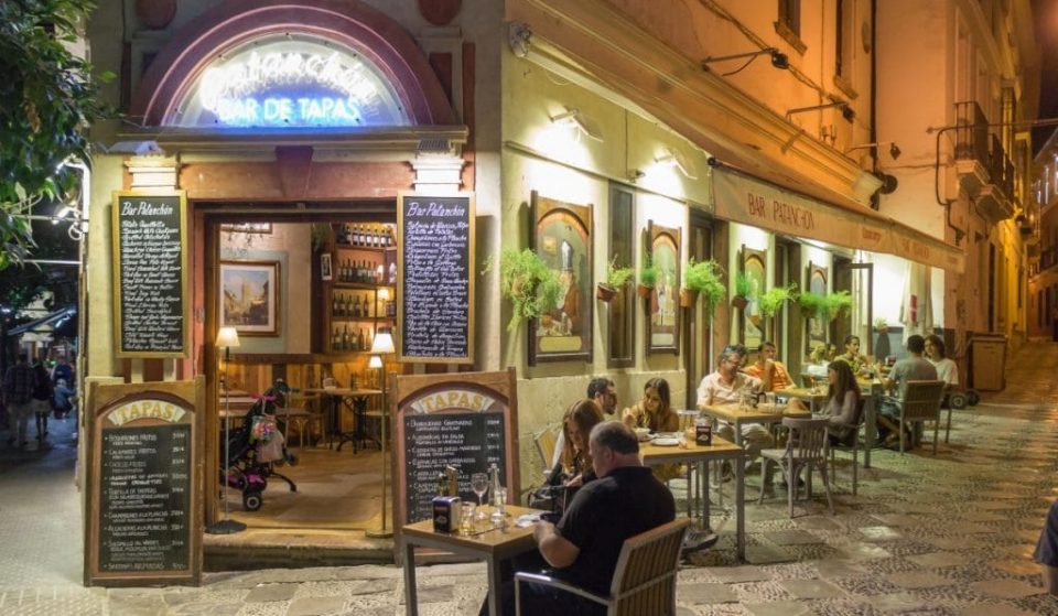 Andalucía permite los viajes entre provincias y los bares podrán abrir hasta las 23.00 horas