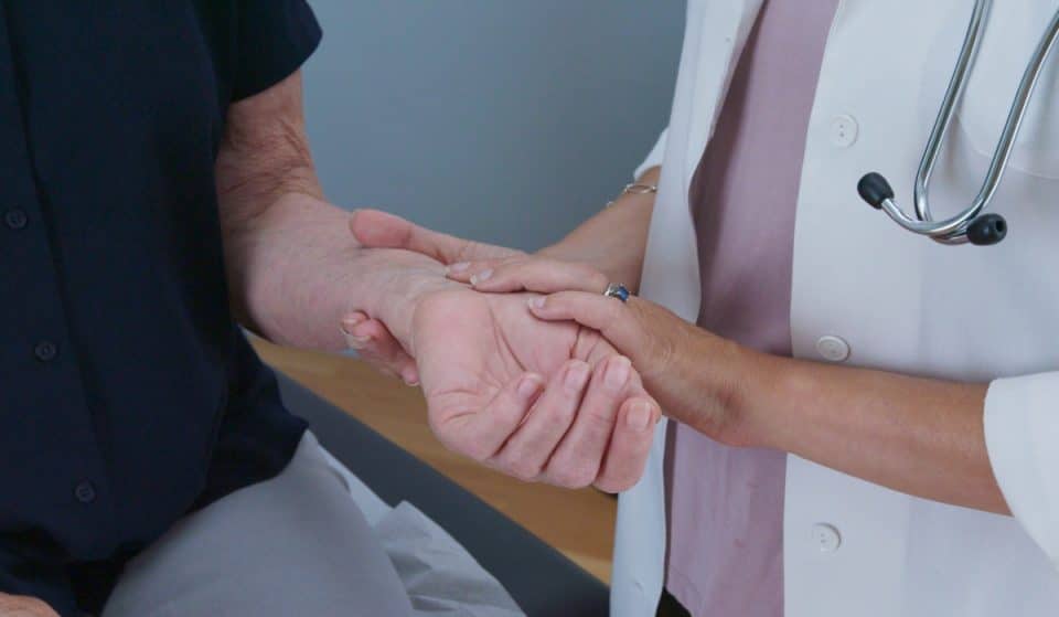 Andalucía recuperará la plena presencialidad en los centros de salud en octubre