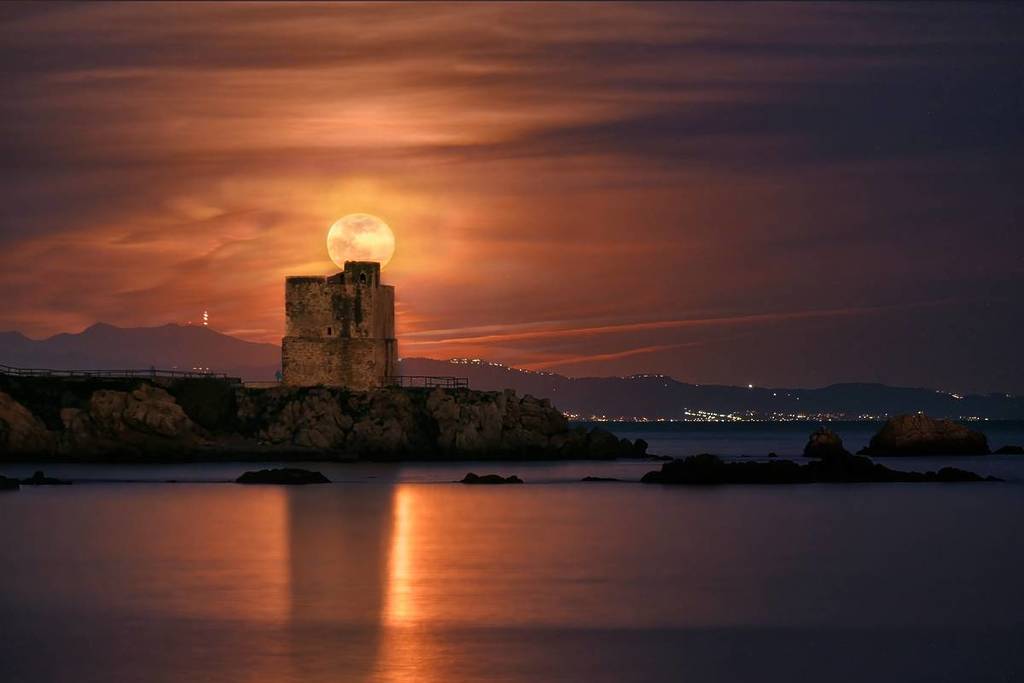 Luna de Sangre Málaga 2025