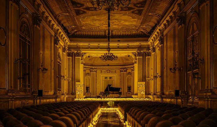 En directo y mejor que en redes sociales: así son los espacios donde tienen lugar los conciertos de Candlelight en Málaga