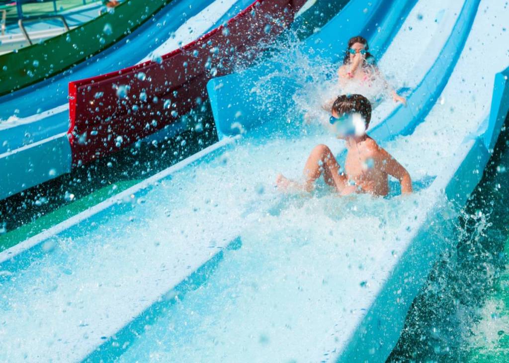 Planes niños parques acuáticos