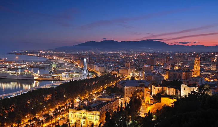10 planes nocturnos en Málaga: una guía local para divertirse después del anochecer