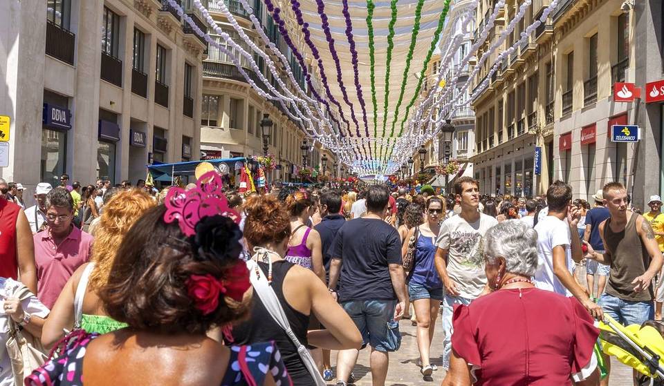 Cómo ir a la Feria de Málaga en transporte público y cuál es su precio este 2025