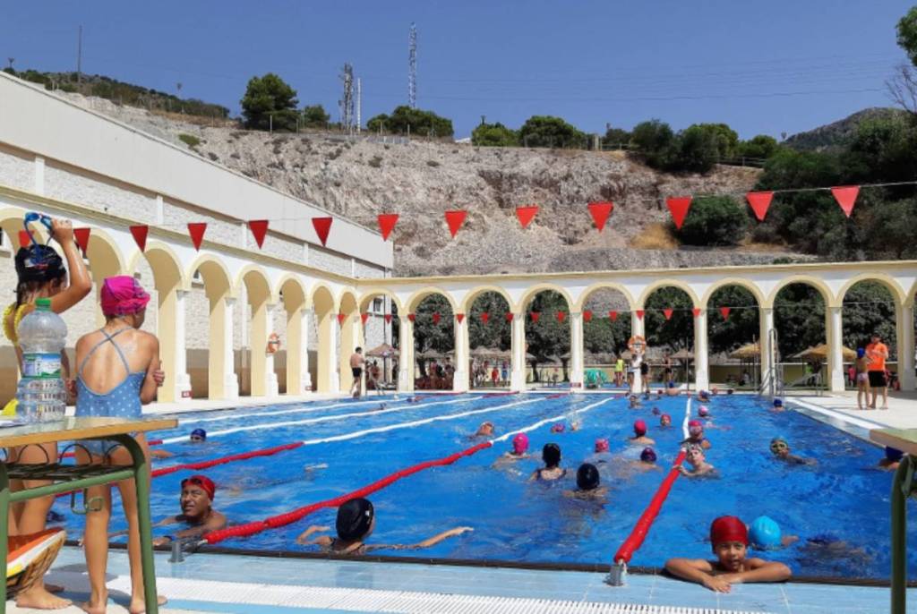 Piscina Benalmádena Málaga piscinas más bonitas de Andalucía