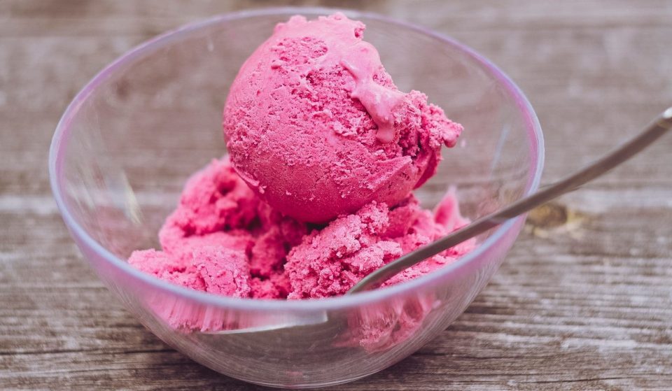 La recette ultra rafraîchissante et alcoolisée de la glace au rosé !