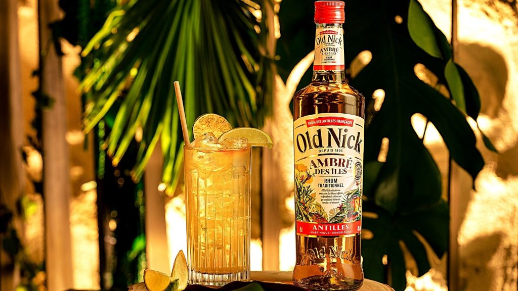 Old Nick - Rhum Blanc Grand - Martinique - Années 1960 - Bouteille Collection état Exceptionnel