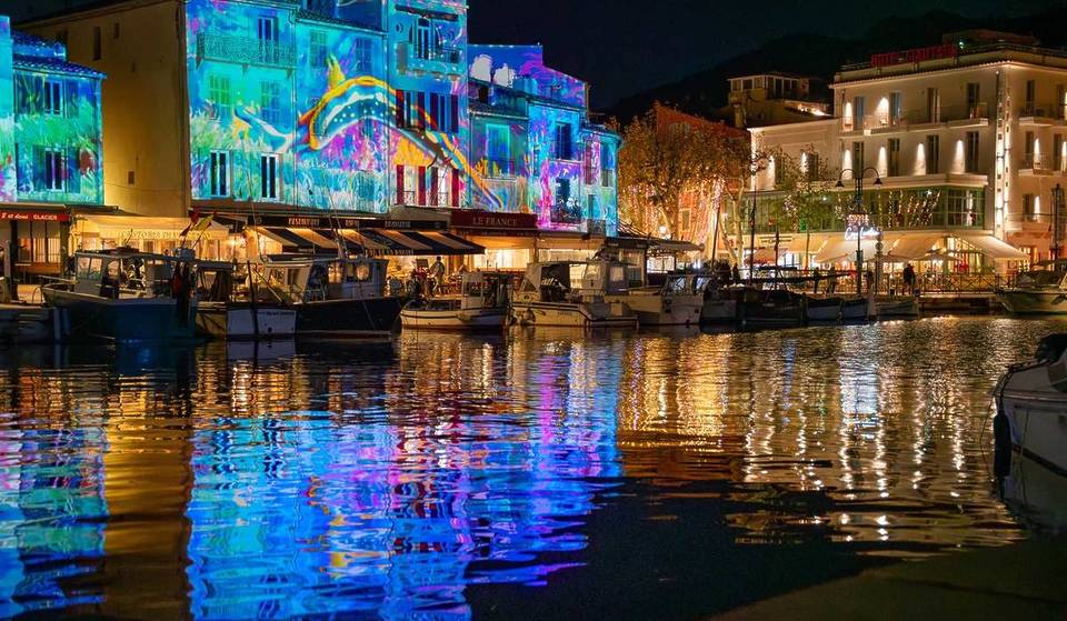 Un spectacle de lumière métamorphose des maisons de pêcheurs en tableau vivant près de Marseille et jusqu&rsquo;au 4 janvier pour prolonger la magie des fêtes de fin d&rsquo;année
