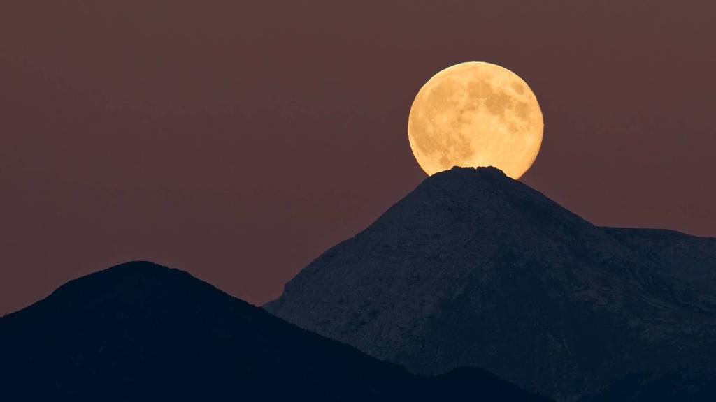 super Lune de l’Esturgeon