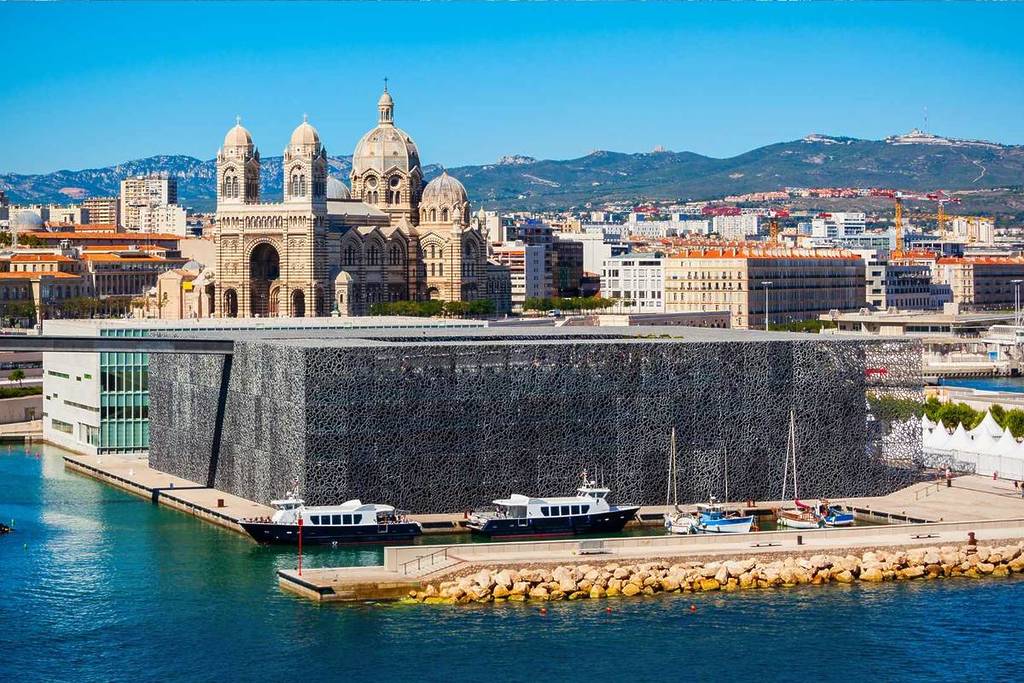 Le Mucem et la Cathédrale de la Major de Marseille
