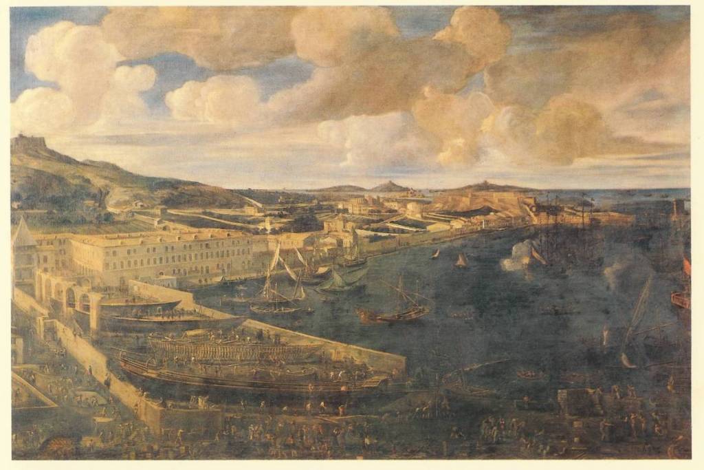 This stroll through Marseille reveals the remains of a vast arsenal built under Louis XIV