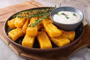 Voici la véritable recette de la panisse marseillaise, croustillante dehors et fondante à cœur