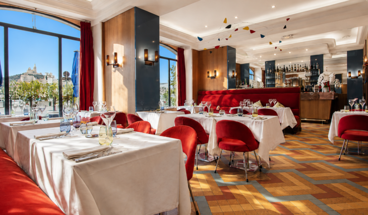 Once a favorite of Simone Signoret and Orson Welles, this Vieux-Port institution takes Marseille on a journey through ’50s nostalgia and Mediterranean flavors!