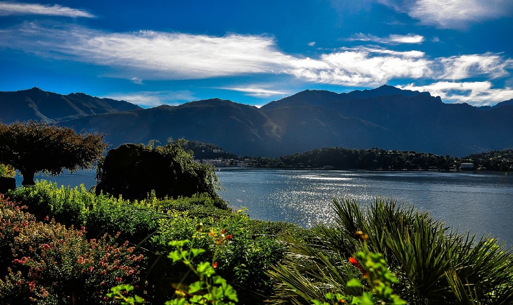lago vicino milano