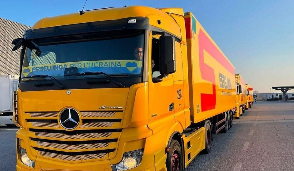 Esselunga ha inviato camion carichi di cibo in Ucraina