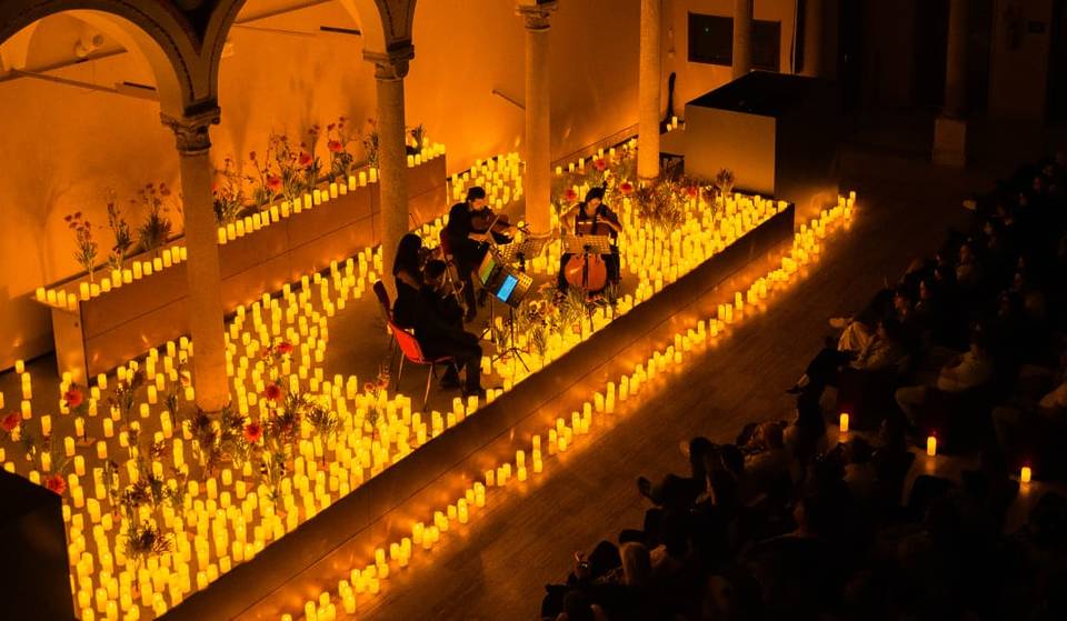 « Je n’aurais jamais pensé que ça puisse être aussi captivant » : voilà pourquoi tu devrais toi aussi assister aux concerts Candlelight à Milan et les avis de ceux qui y sont déjà allés