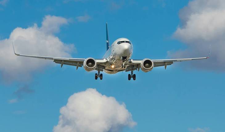 Stop the paper ID card: as of Aug. 3, 2026, it will no longer be valid for travel abroad