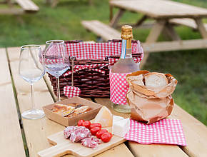 Scopri il picnic in campagna nel cuore di Milano immerso nel verde