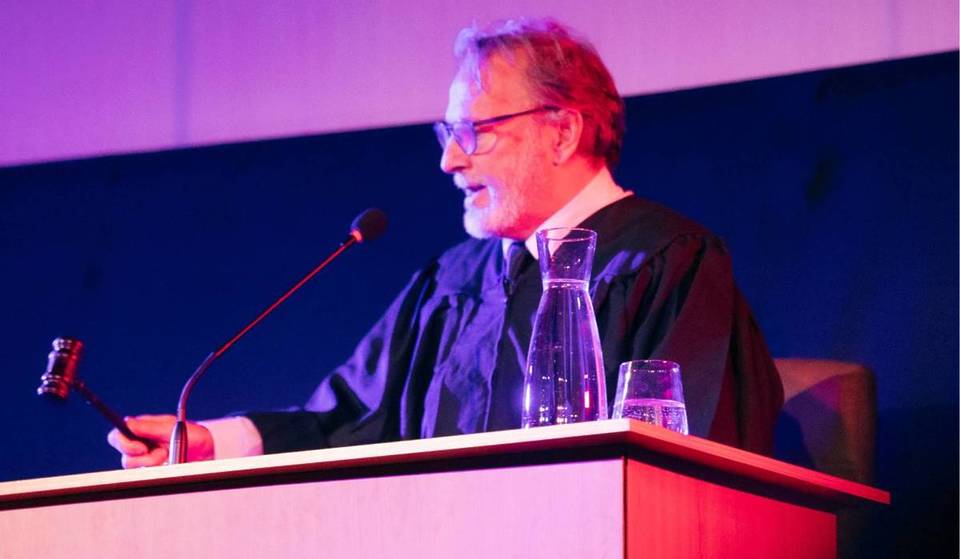 Este juicio teatral inmersivo divide opiniones entre los estudiantes de Derecho de Milán