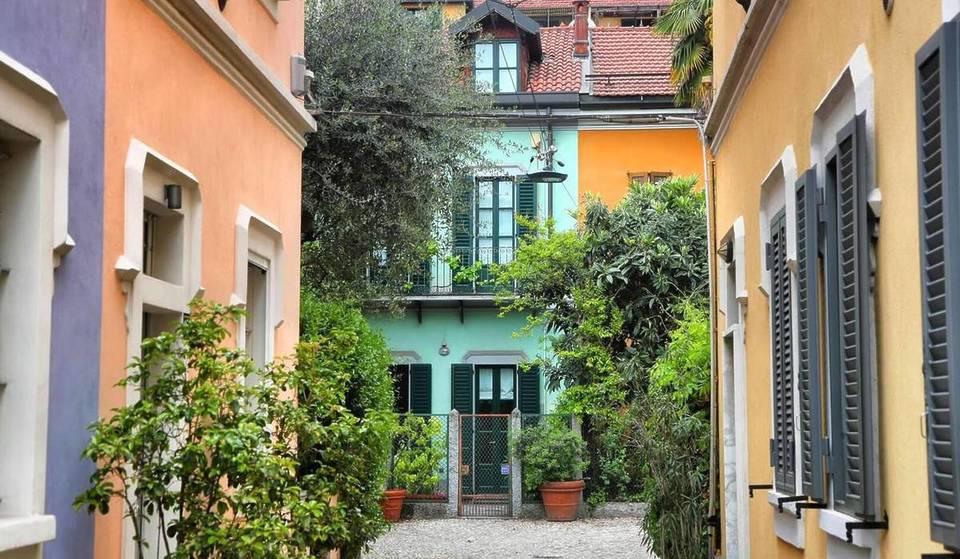 La piccola Notting Hill nel cuore di Milano: case colorate, atmosfera vibrante e pittoresca un po’ come nella capitale inglese