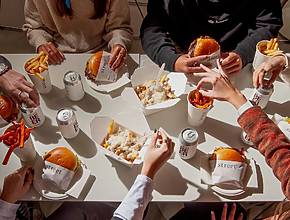 Street Smash Burgers apre a Porta Venezia: il burger più amato di Milano trova una nuova casa