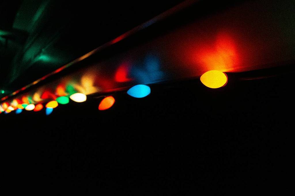 Stranger Things Weihnachtsbeleuchtung in Mailand in der Via Dante