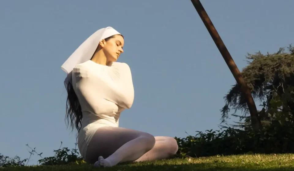 Rosalía annonce sa tournée mondiale avec une seule étape en Italie : date, billets et autres informations